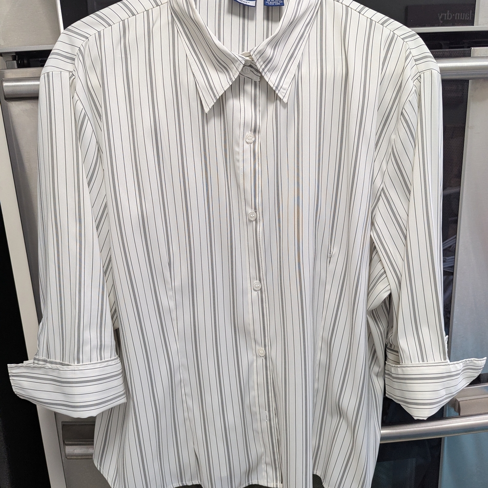 DCC Women's Striped Shirt 2X - White and Black French Type Cuffs 3/4 Sleeve